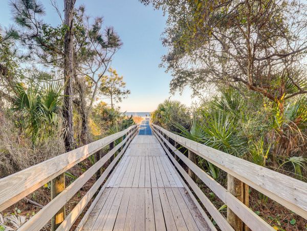 Two Bedroom Vacation Condo in Hilton Head Close to the Beach
