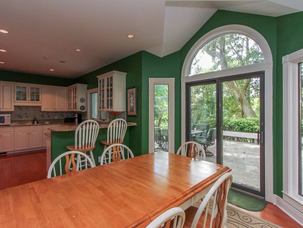 Hilton Head Vacation Pool Home - 3 Bedroom & Boat Dock