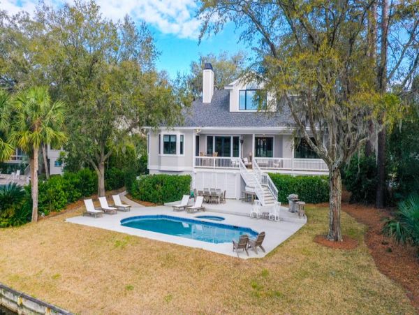 Hilton Head Golf Course View Five Bedroom Rental Home