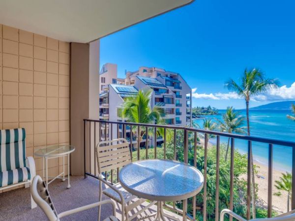 Charming Kahana 2 Bedroom Condo with Balcony & Ocean View