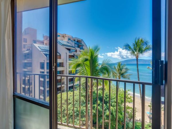 Charming Kahana 2 Bedroom Condo with Balcony & Ocean View