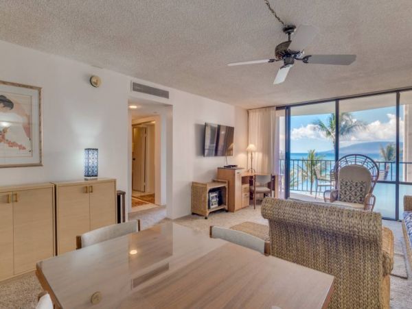Charming Kahana 2 Bedroom Condo with Balcony & Ocean View