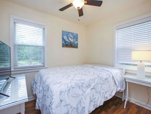 St James City FL Vacation Home Three Bedrooms Sleeps Eight