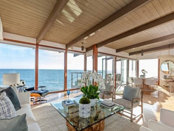 Malibu Five Bedroom Vacation Home with Ocean View