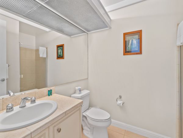 Lovely Princeville Vacation Villa Three Bedrooms Sleeps 8