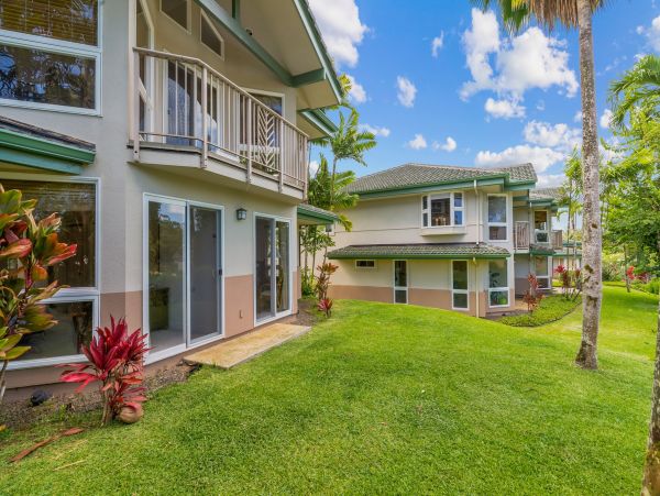 Lovely Princeville Vacation Villa Three Bedrooms Sleeps 8