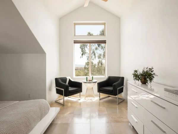 Temecula Eight-Bedroom Luxury Rental Home With Private Pool