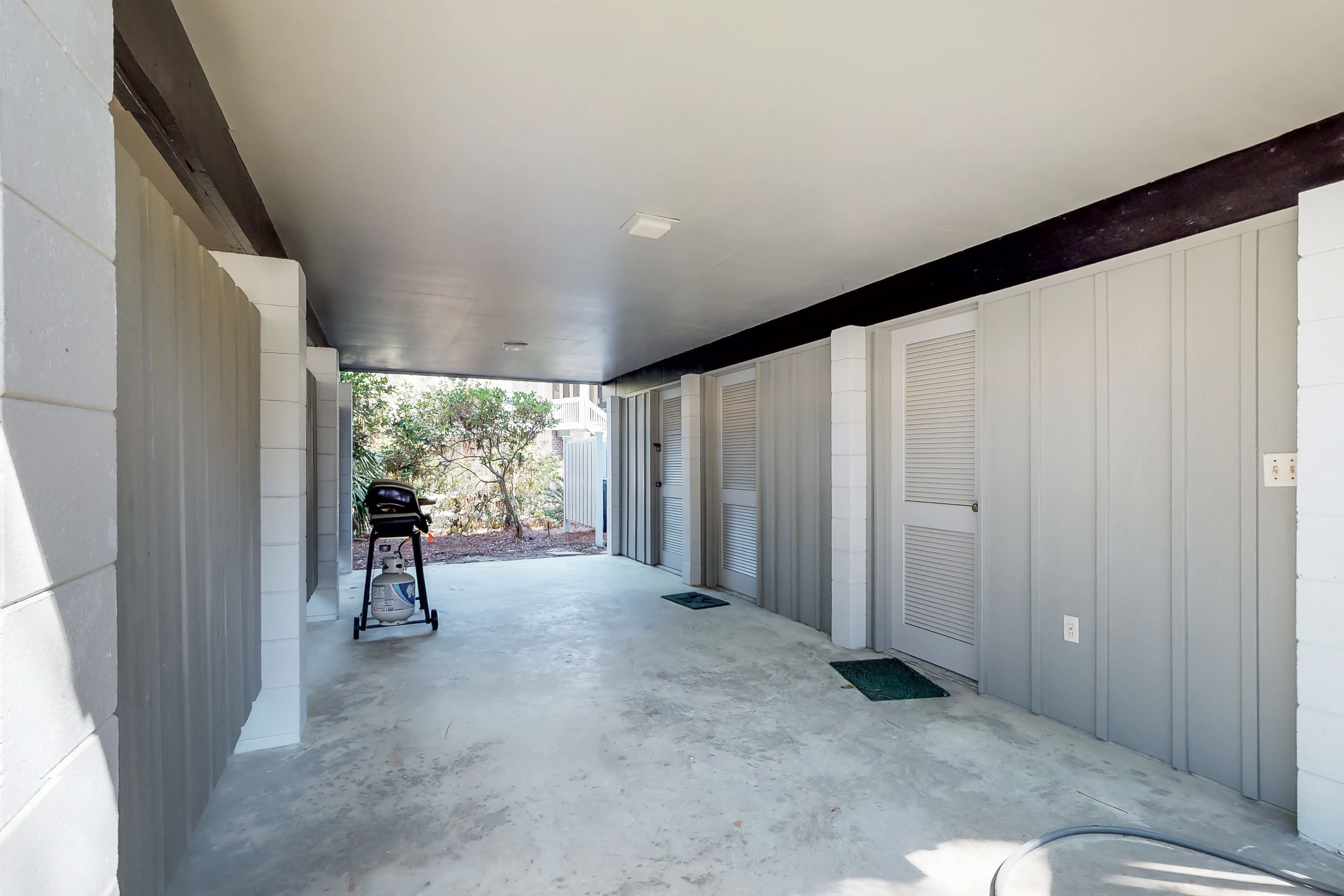 Hilton Head Home 1008890