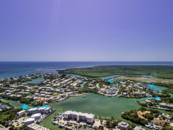 Marathon Vacation Pool Home with Boat Dock Walk To Beach