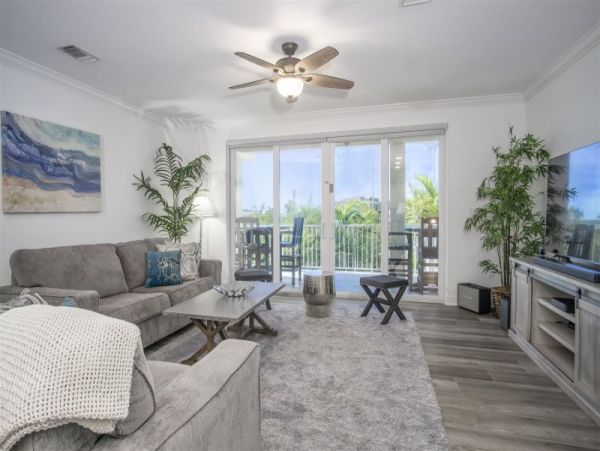 Marathon Vacation Pool Home with Boat Dock Walk To Beach