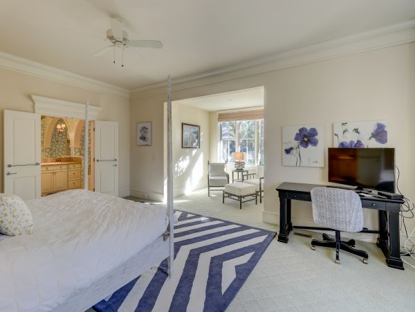 Magnificent Hilton Head Luxury Retreat Close to Beach
