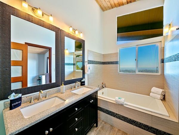 Ocean Views Vacation Home Four Bedroom