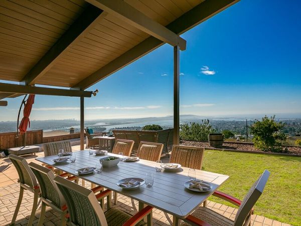 Ocean Views Vacation Home Four Bedroom