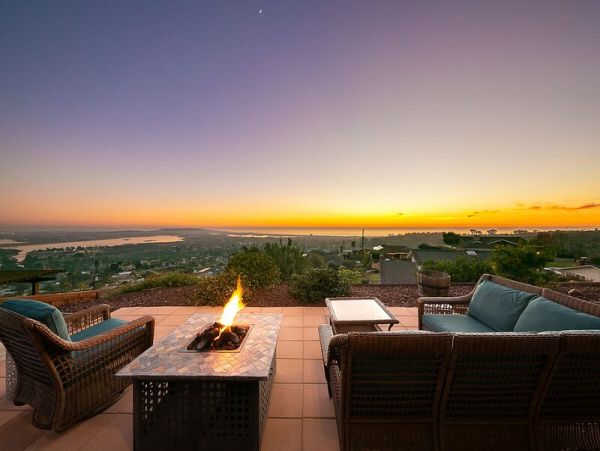 Ocean Views Vacation Home Four Bedroom