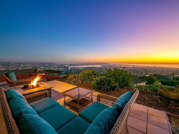 Ocean Views Vacation Home Four Bedroom