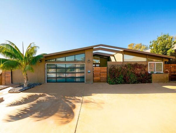 Ocean Views Vacation Home Four Bedroom