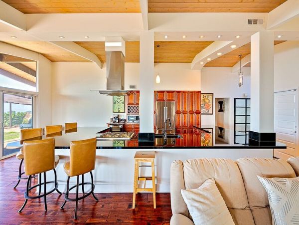 Ocean Views Vacation Home Four Bedroom