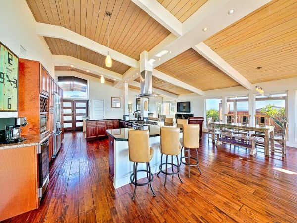 Ocean Views Vacation Home Four Bedroom