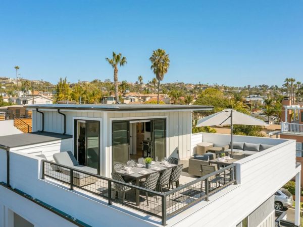 Walk to Tourmaline Beach from This Great Ocean View Rental