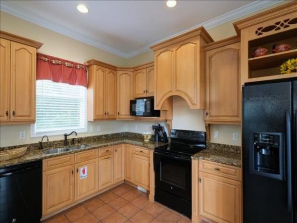 Holmes Beach 3 Bedroom Home with Pool & Walk to Beach