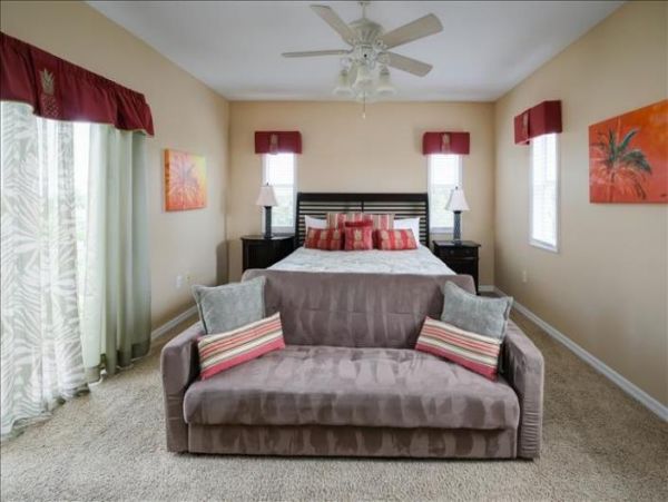 Holmes Beach 3 Bedroom Home with Pool & Walk to Beach