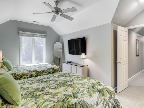 Beautiful & Spacious house near the beach