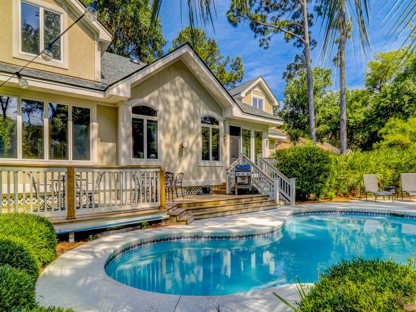 Beautiful & Spacious house near the beach