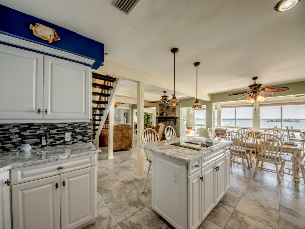 Bay Views Vacation Pool Home in Fort Myers Private Pool