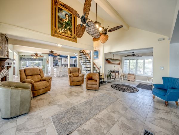 Bay Views Vacation Pool Home in Fort Myers Private Pool