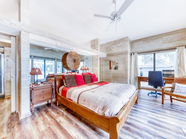 Hilton Head Vacation Home Four Bedroom Walk to Beach