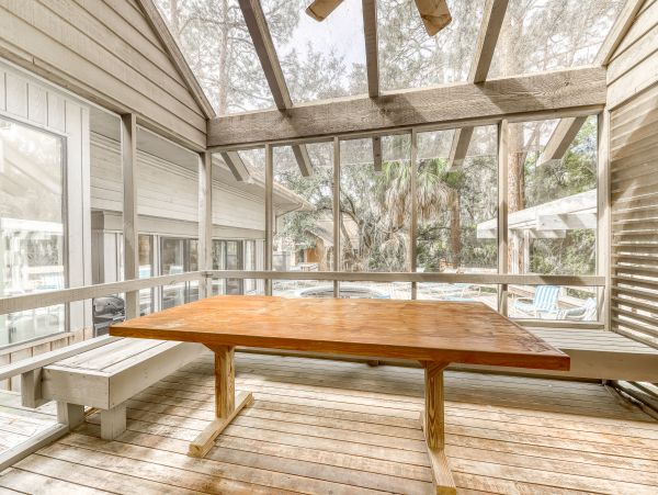Hilton Head Vacation Home Four Bedroom Walk to Beach