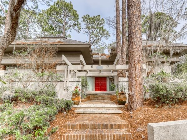 Hilton Head Vacation Home Four Bedroom Walk to Beach