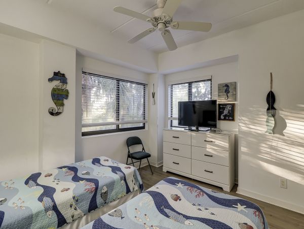 Luxury Hilton Head Vacation Condo Three Bedroom