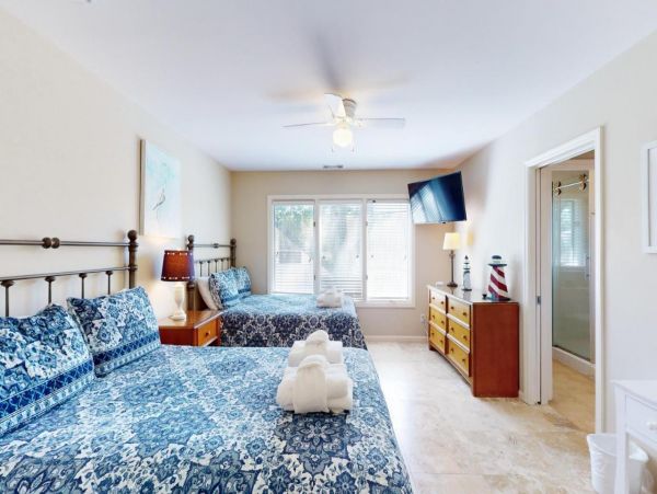 7 Bedroom Vacation Rental Perfect Getaway in Hilton Head