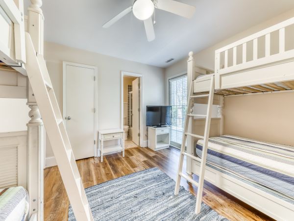 Hilton Head Home 1009000