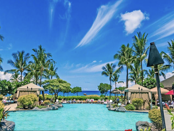 Full Pacific Views Massive out door Lanai- NEW ARRIVAL