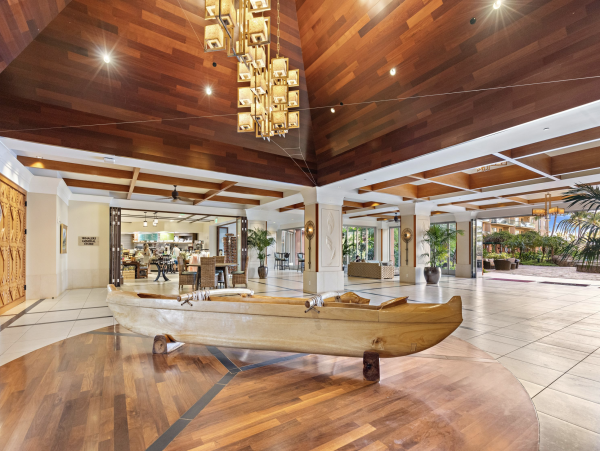 Full Pacific Views Massive out door Lanai- NEW ARRIVAL
