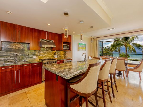 Kaanapali luxury Vacation Home Full Pacific Views Massive out door Lanai- NEW ARRIVAL