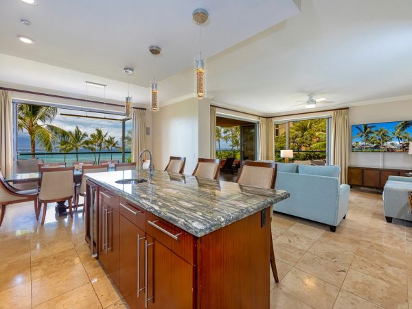 Kaanapali luxury Vacation Home Full Pacific Views Massive out door Lanai- NEW ARRIVAL