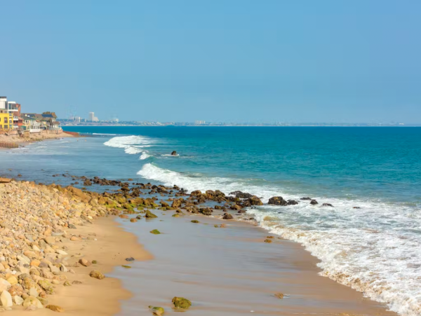 Beautiful Beachfront Home with Panoramic Ocean Views & WIFI