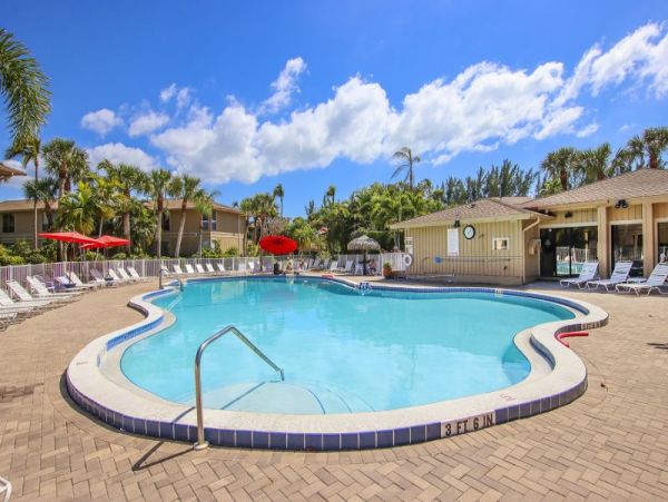 Sanibel Vacation Rental Three Bedroom Sleeps Eight Guests