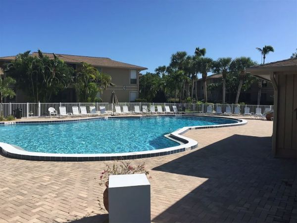 Sanibel Vacation Rental Three Bedroom Sleeps Eight Guests
