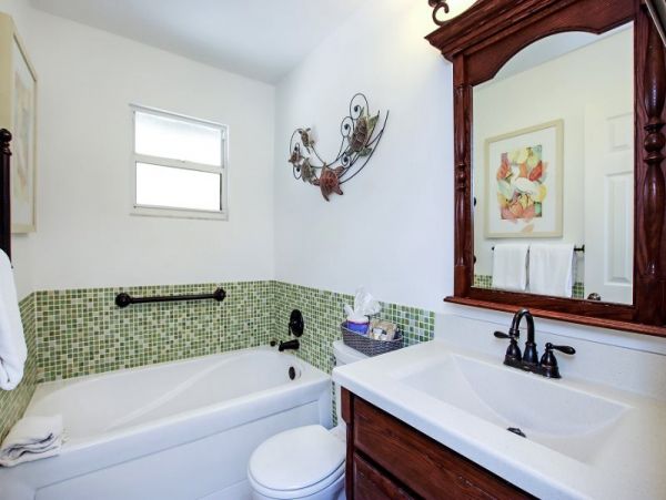 Sanibel Vacation Rental Three Bedroom Sleeps Eight Guests