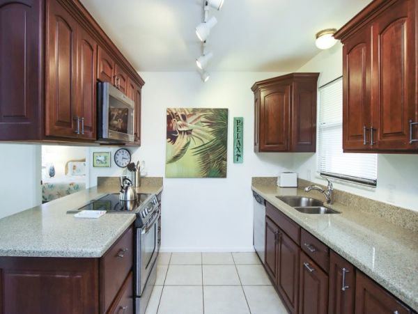 Sanibel Vacation Rental Three Bedroom Sleeps Eight Guests