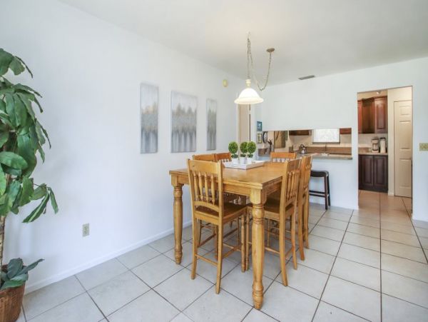 Sanibel Vacation Rental Three Bedroom Sleeps Eight Guests