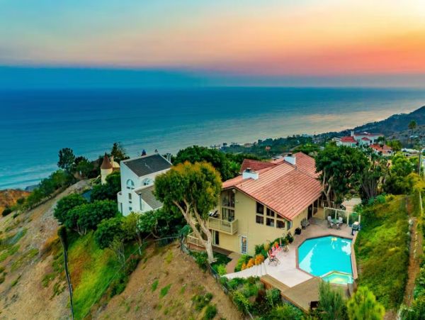 Ocean View Malibu Vacation Pool Home Sleeps 10 Guests