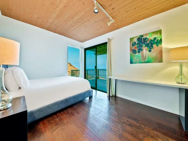 Ocean View Malibu Vacation Pool Home Sleeps 10 Guests