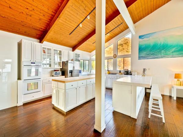 Ocean View Malibu Vacation Pool Home Sleeps 10 Guests