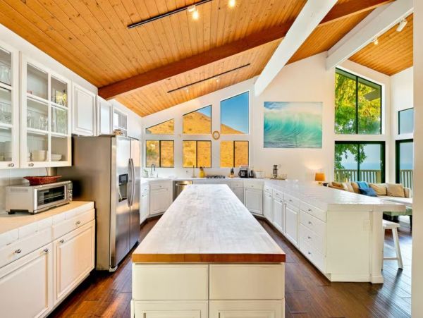 Ocean View Malibu Vacation Pool Home Sleeps 10 Guests