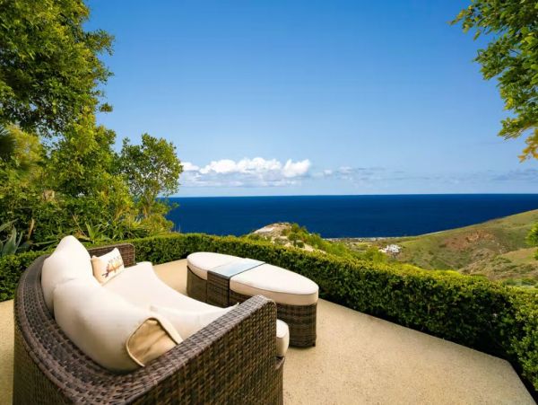 Malibu Stunning Vacation Rental with Private Pool Sleeps 6